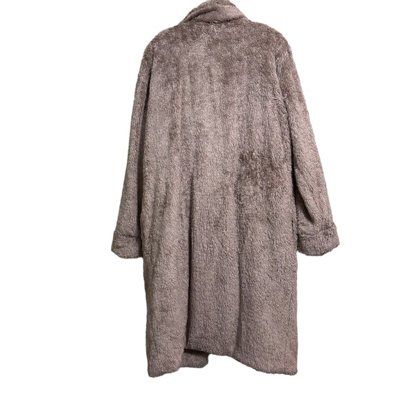 Lovers + Friends x REVOLVE Teddy Faux Fur Coat - Picture 8 of 9